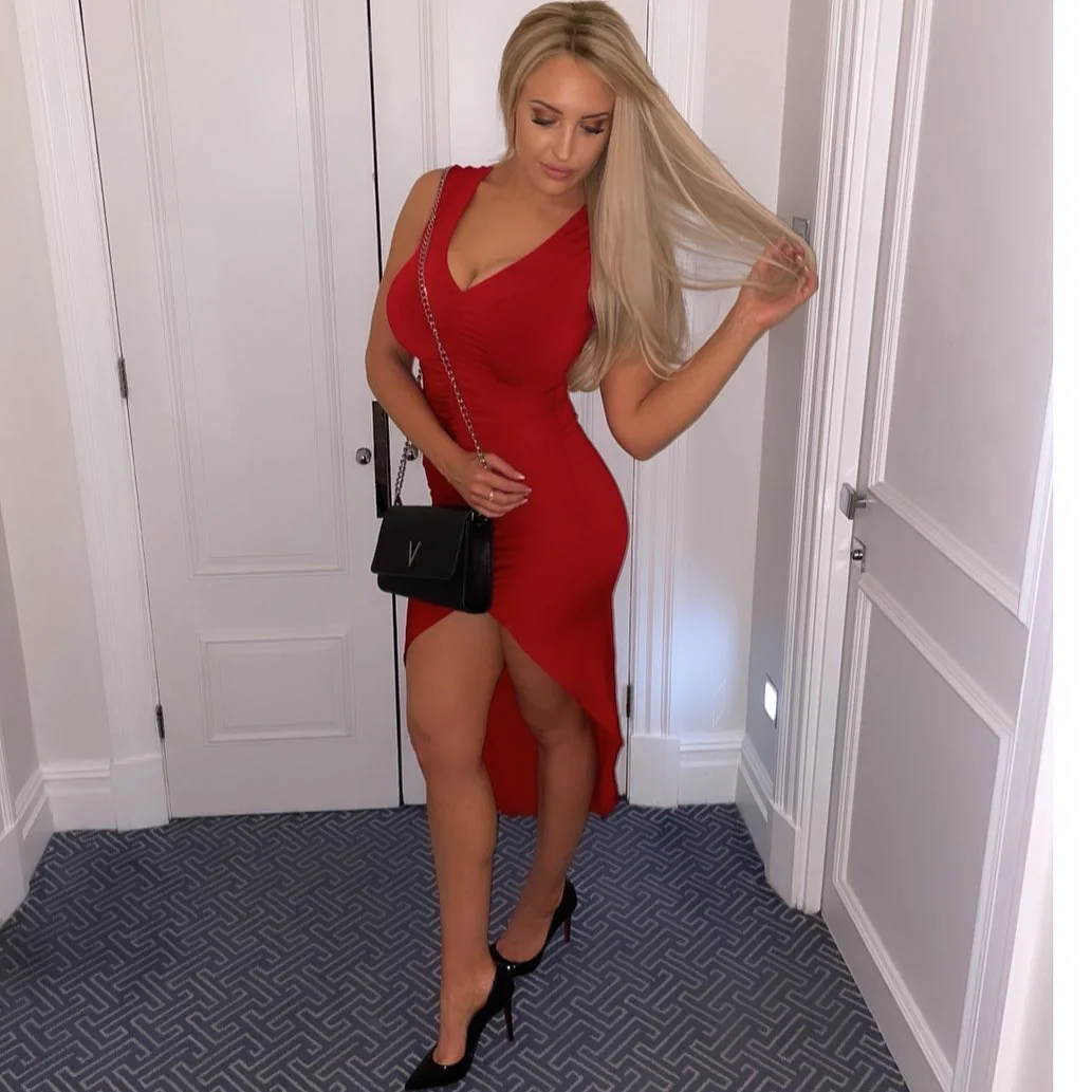 Emma Jones picture 2 of 4