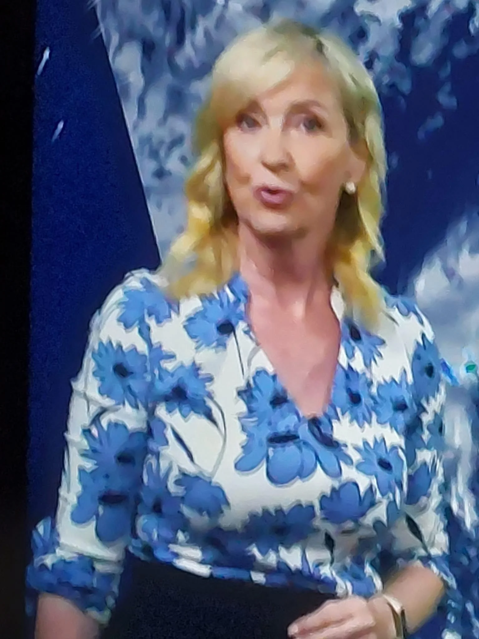 Carol Kirkwood picture 1 of 5
