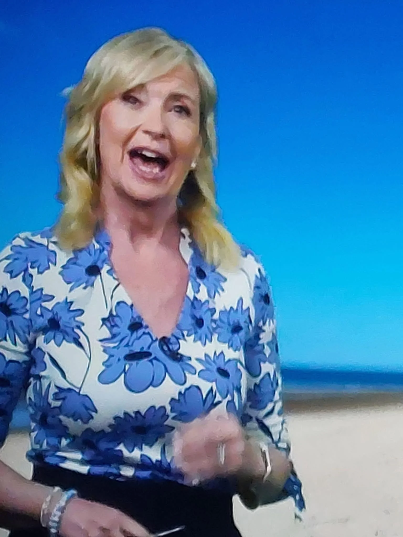 Carol Kirkwood picture 2 of 5
