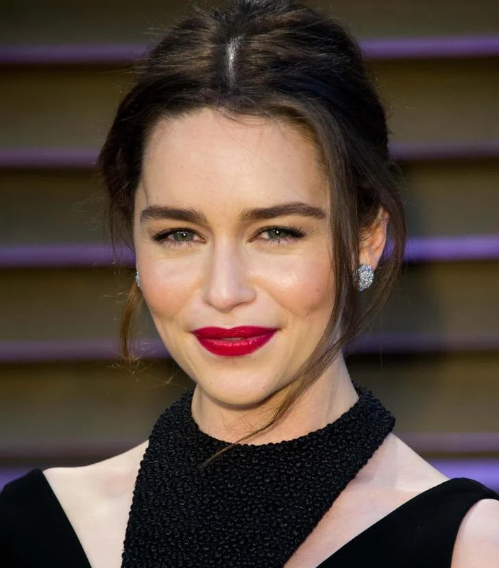 Mother of Dragons, Emilia Clarke. picture 7 of 20