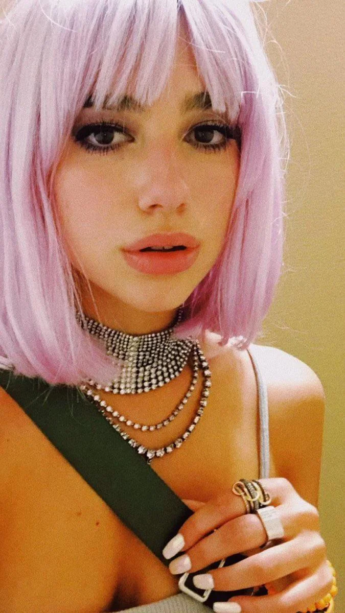 A bit of Dua Lipa never hurt anyone. picture 9 of 20