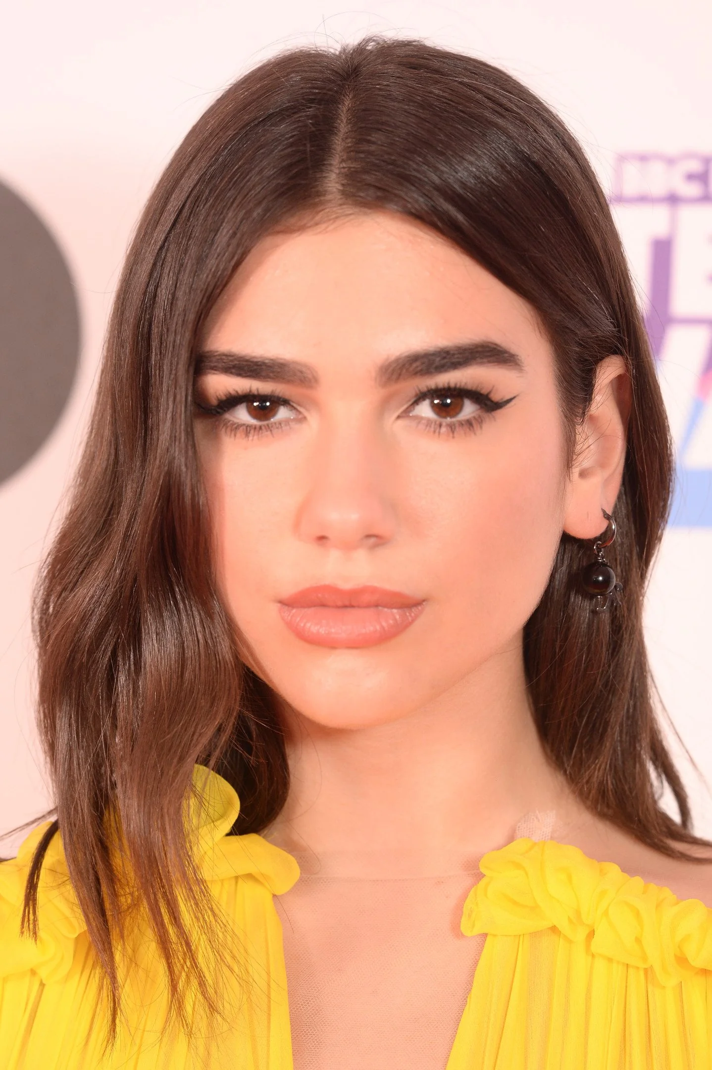 A bit of Dua Lipa never hurt anyone. picture 20 of 20