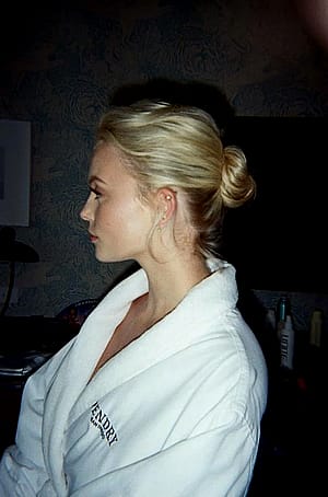 Millie Gibson side profile'