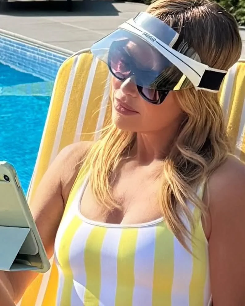 Amanda Holden picture 1 of 1