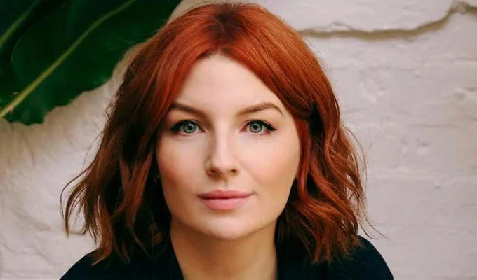 Alice Levine picture 4 of 8