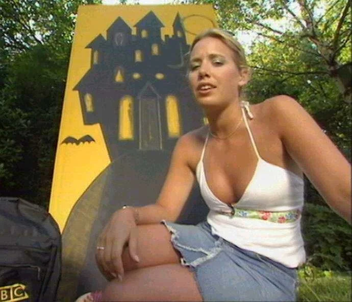 Ana Boulter — CBBC presenter from 1998–2001 picture 1 of 3