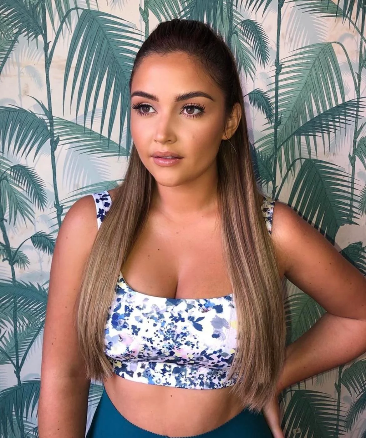 Jacqueline Jossa picture 3 of 20