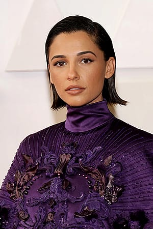 Naomi Scott'