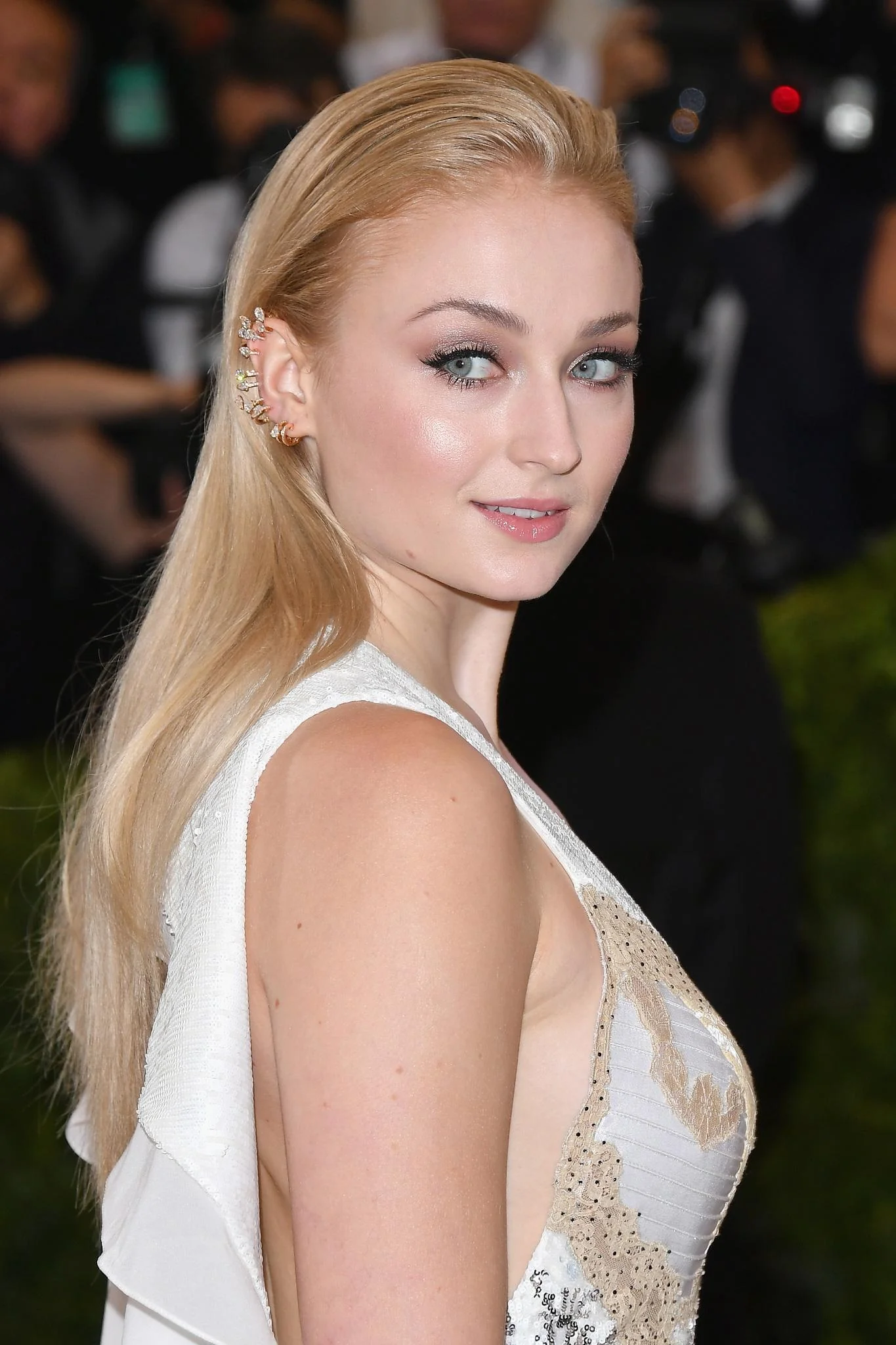 Sophie Turner picture 7 of 20