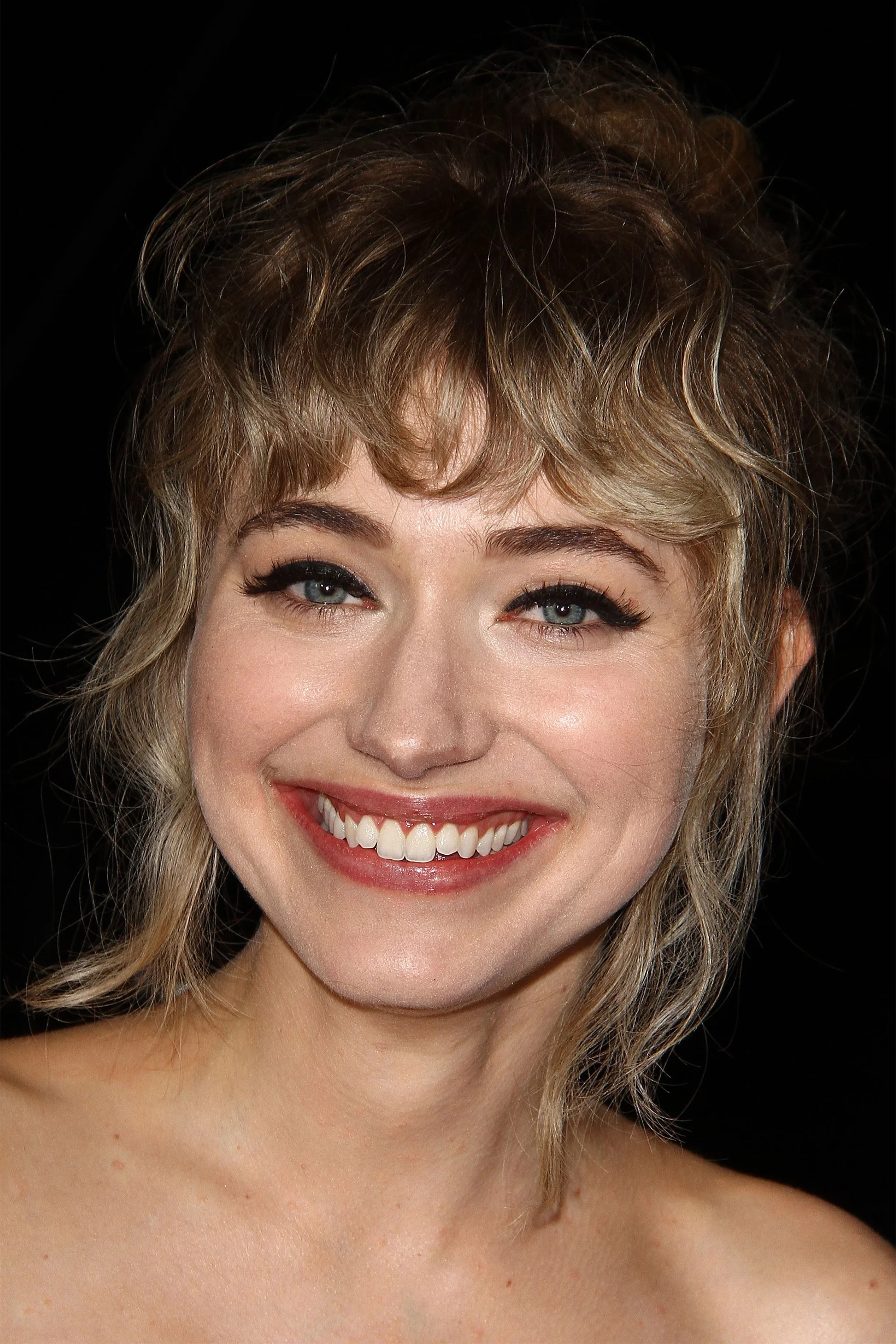 Imogen Poots picture 2 of 20