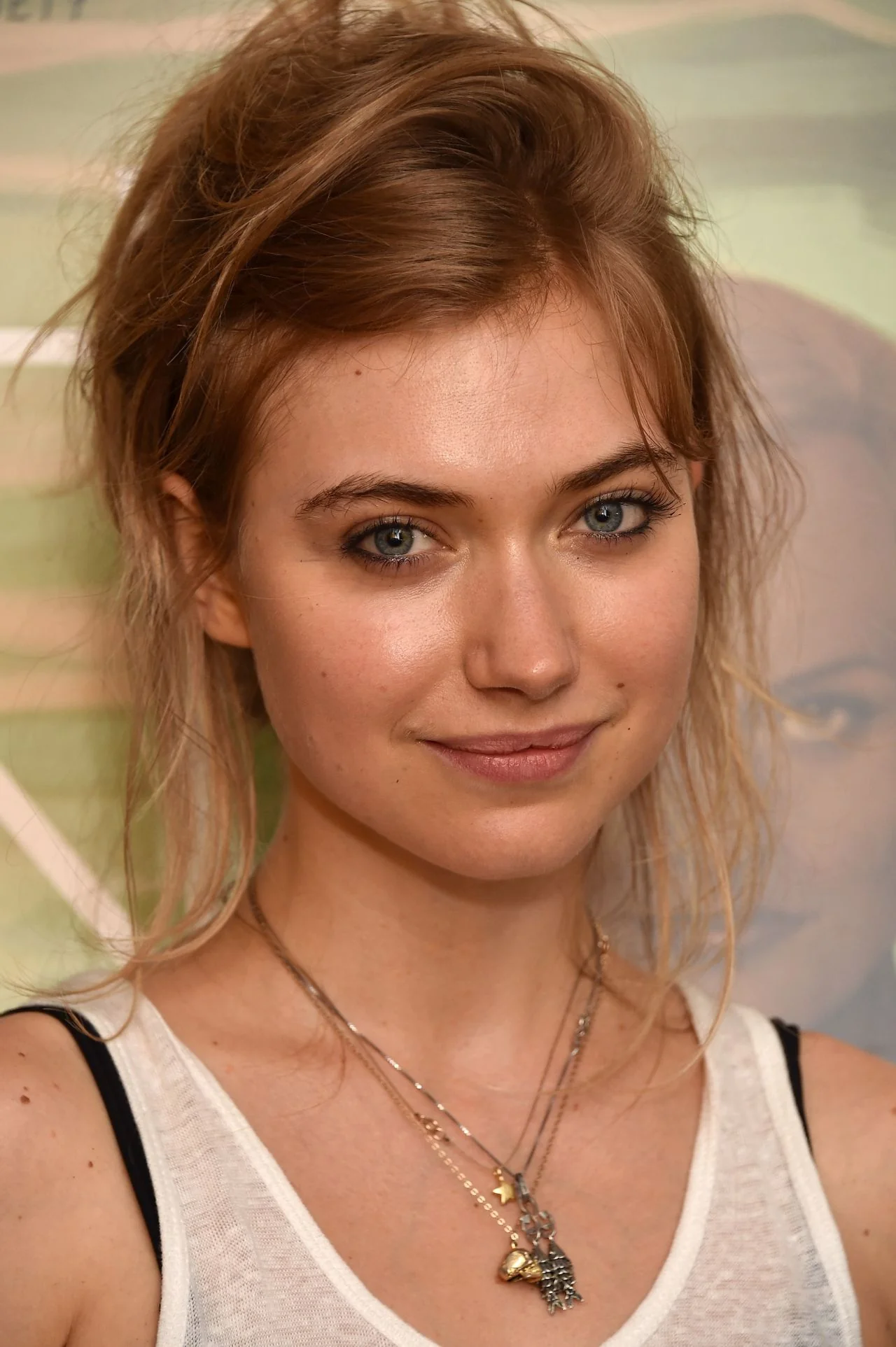 Imogen Poots picture 4 of 20
