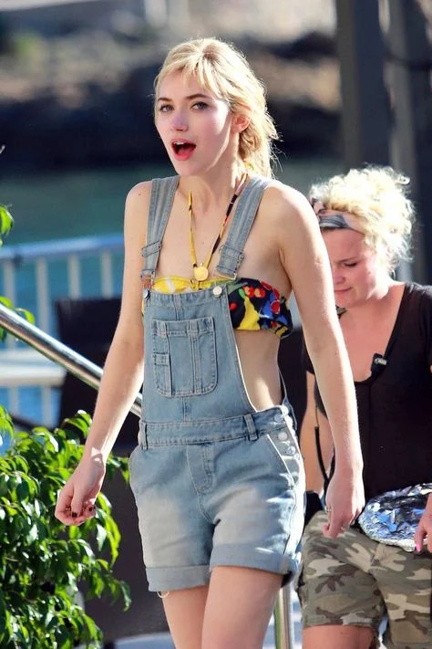 Imogen Poots picture 8 of 20