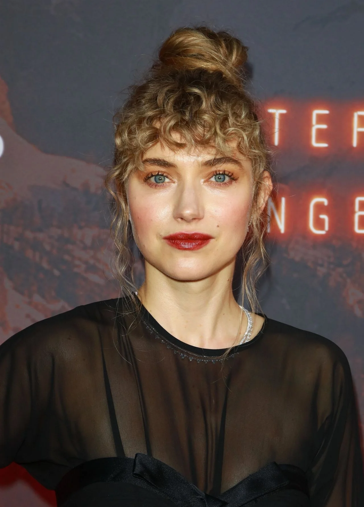 Imogen Poots picture 19 of 20