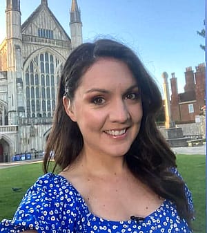 Laura Tobin'