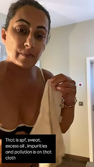 Saira Khan'