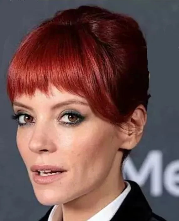 Lily Allen picture 3 of 8