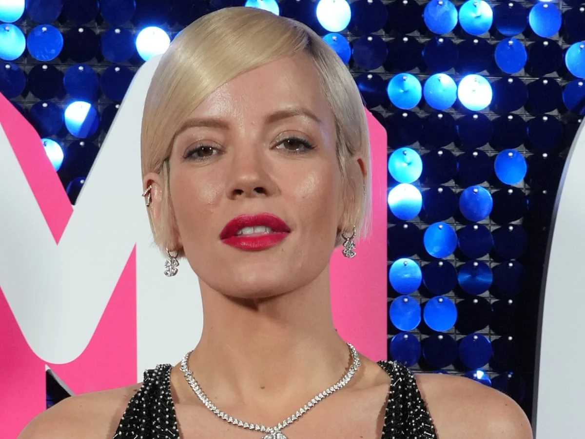 Lily Allen picture 7 of 8