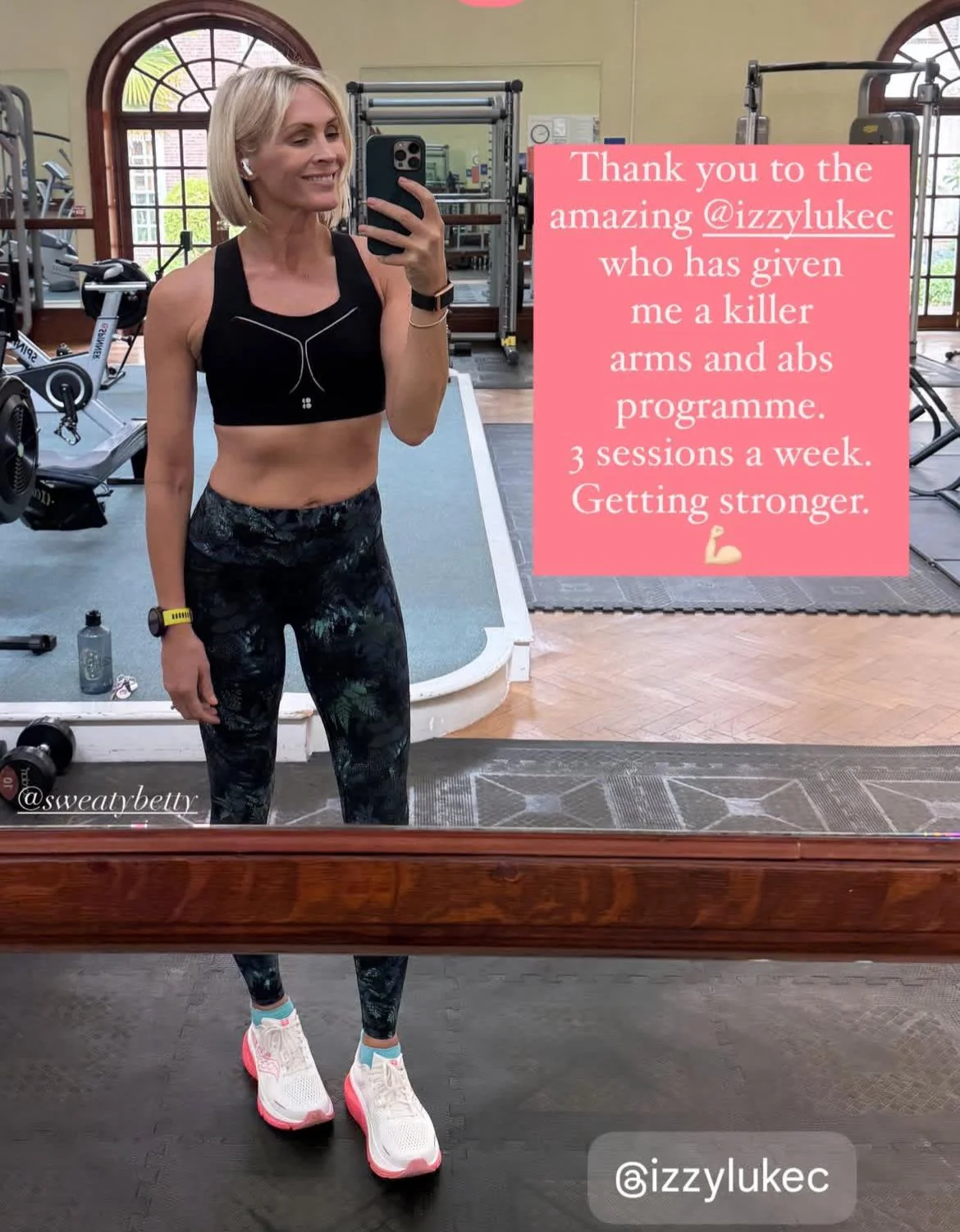 Jenni Falconer picture 1 of 1