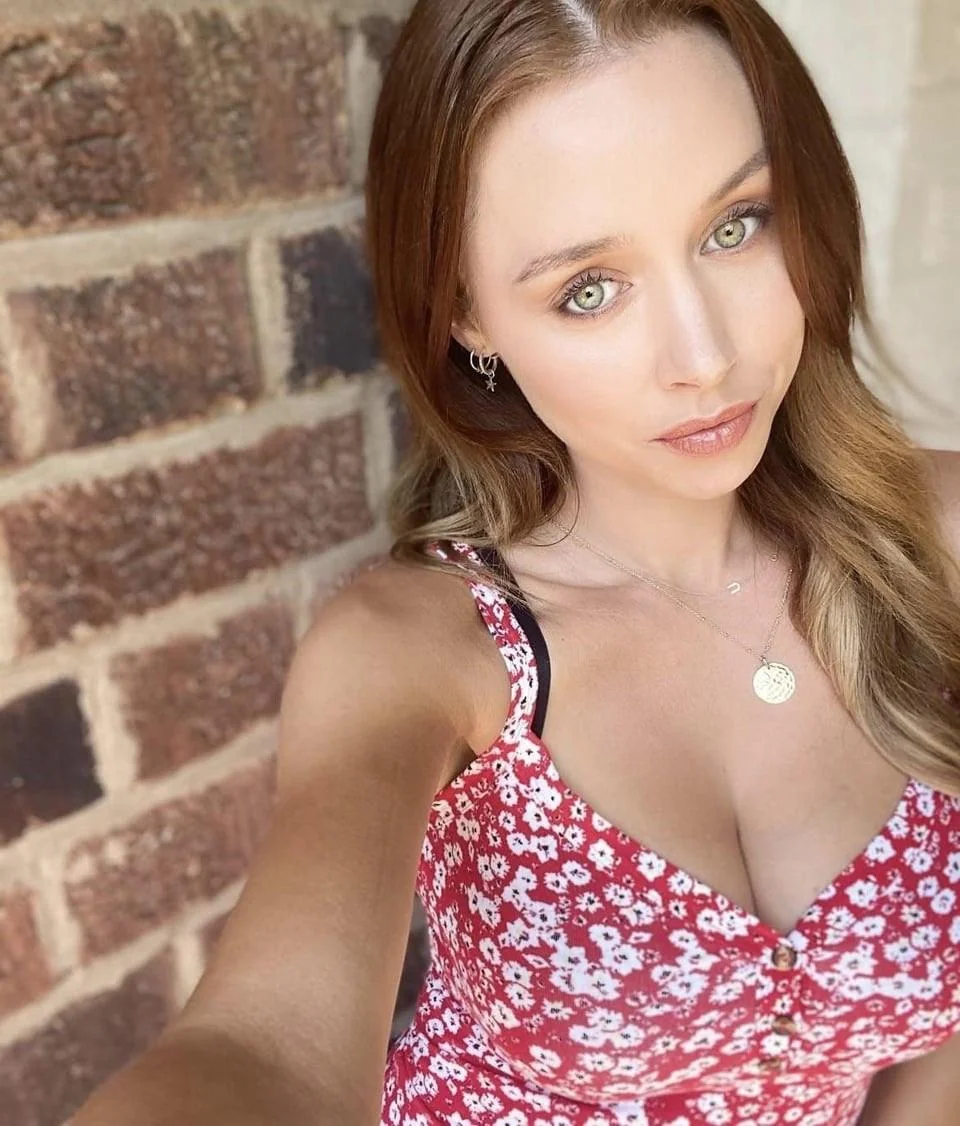 Una Healy picture 8 of 20