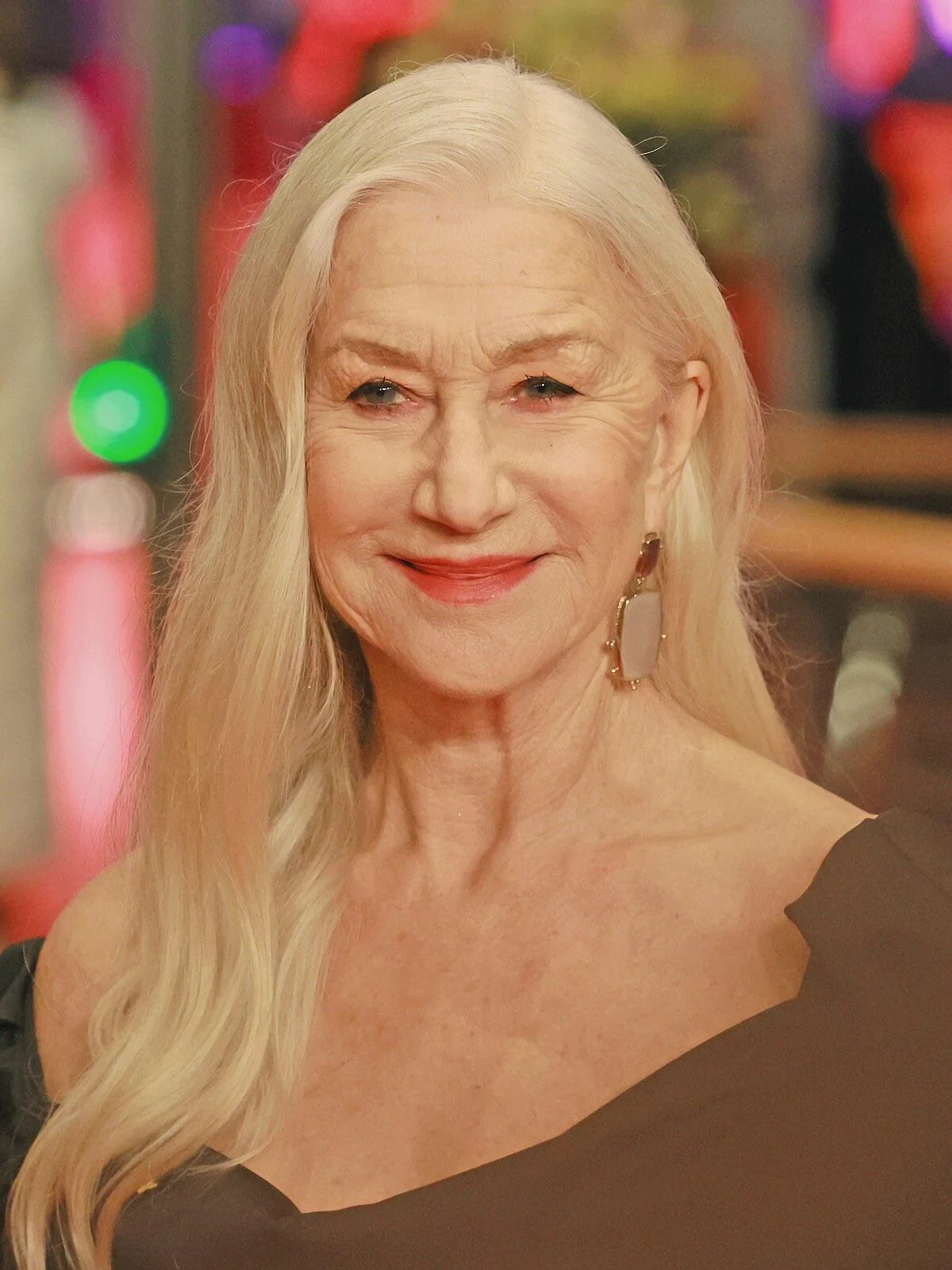Helen Mirren picture 8 of 20