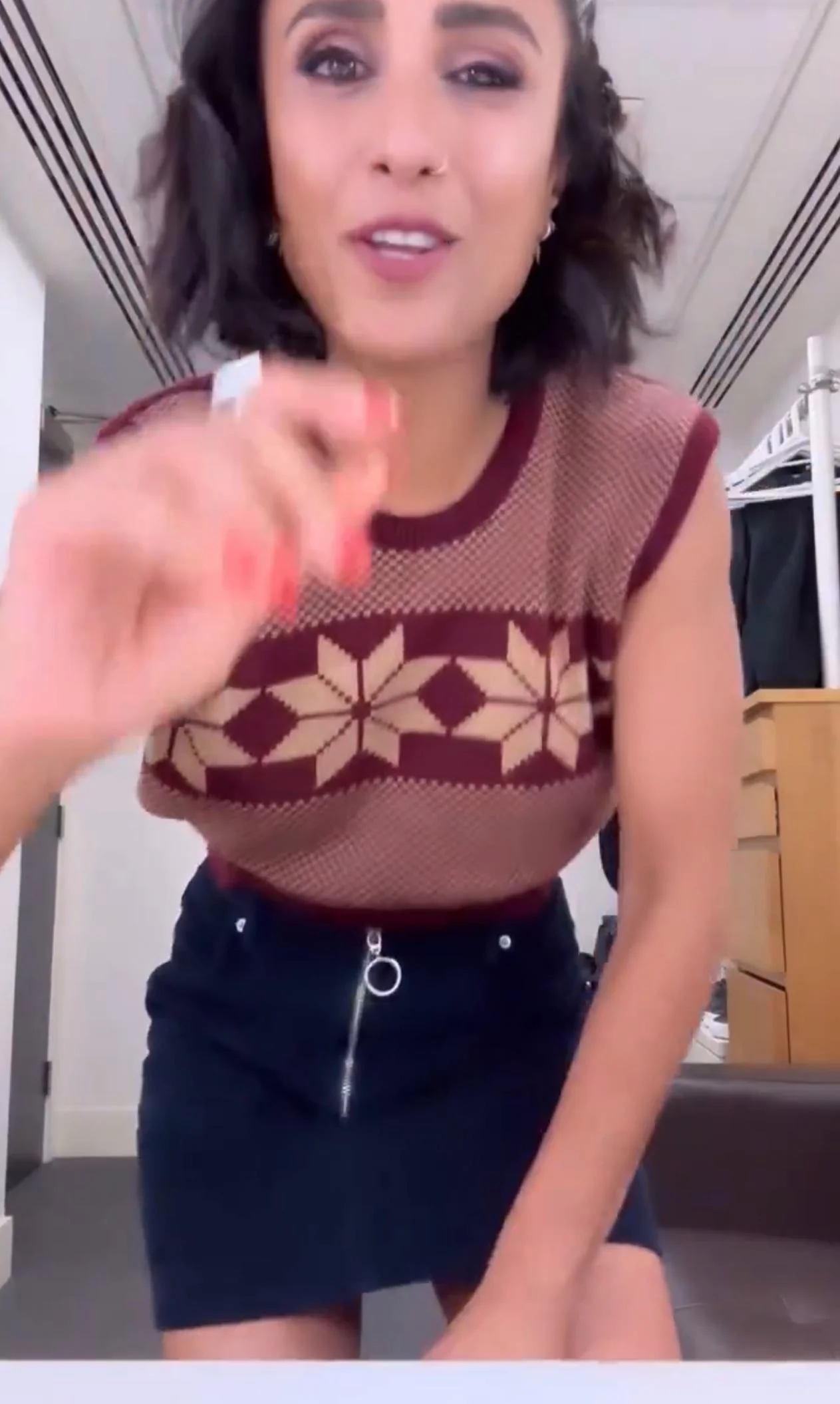 Anita Rani picture 2 of 4