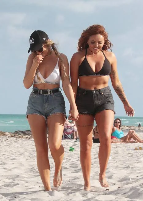 Jesy Nelson & Perrie Edwards picture 4 of 5