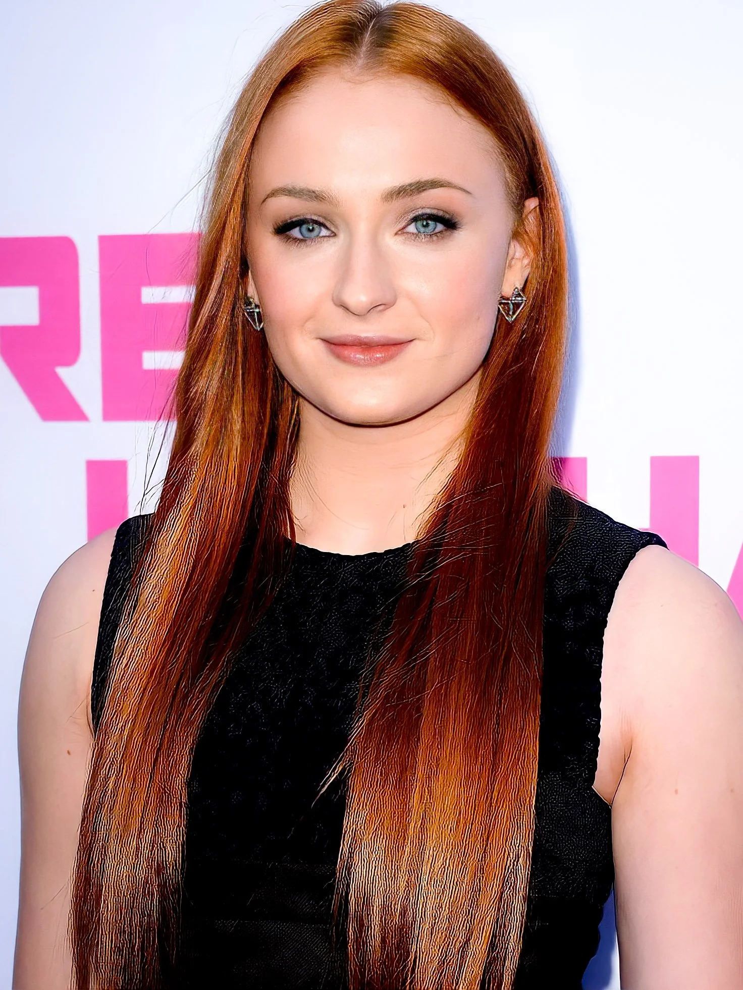 Sophie Turner picture 1 of 4