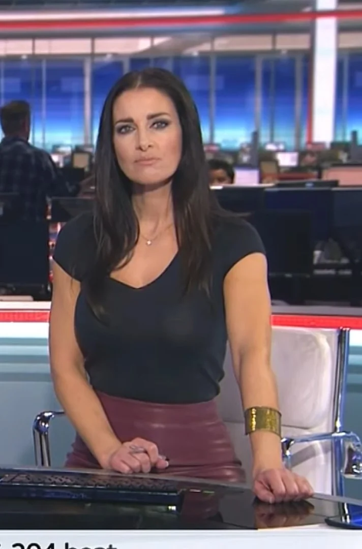 Kirsty Gallacher picture 2 of 2