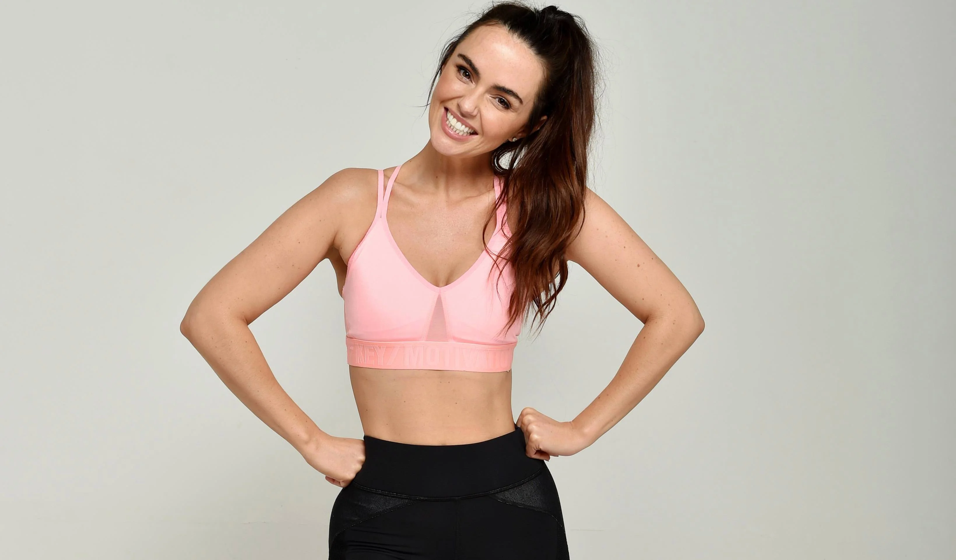 Jennifer Metcalfe picture 1 of 2