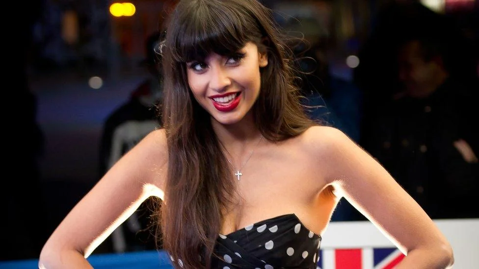 Jameela Jamil picture 11 of 12