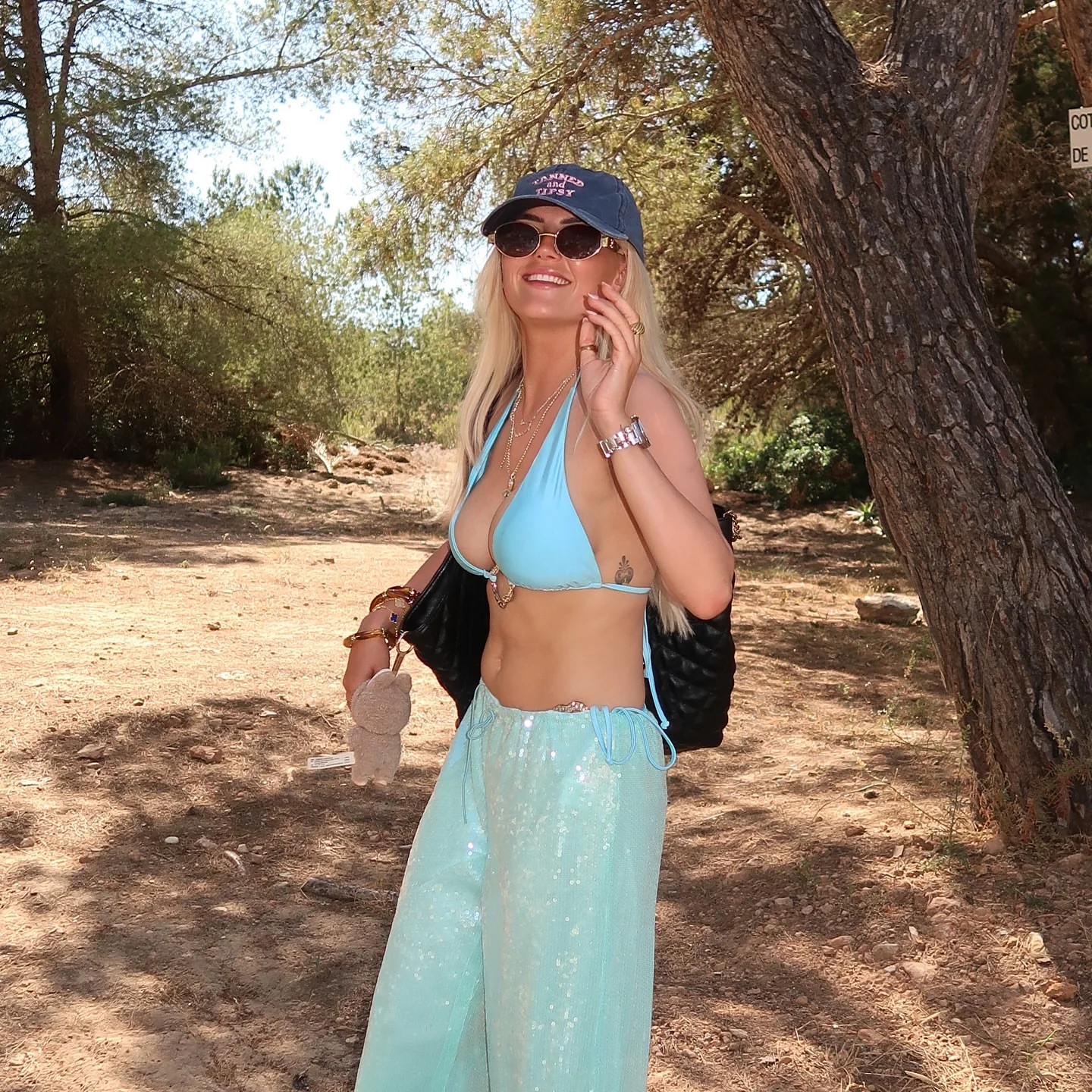 Lucy Fallon picture 3 of 4