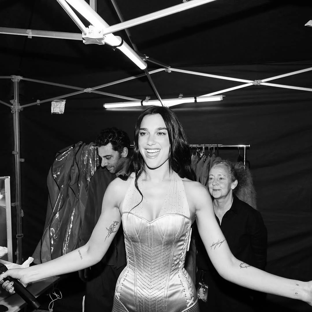 Dua Lipa picture 2 of 7