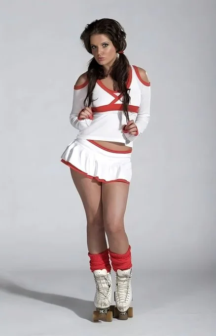 Helen Flanagan picture 1 of 4