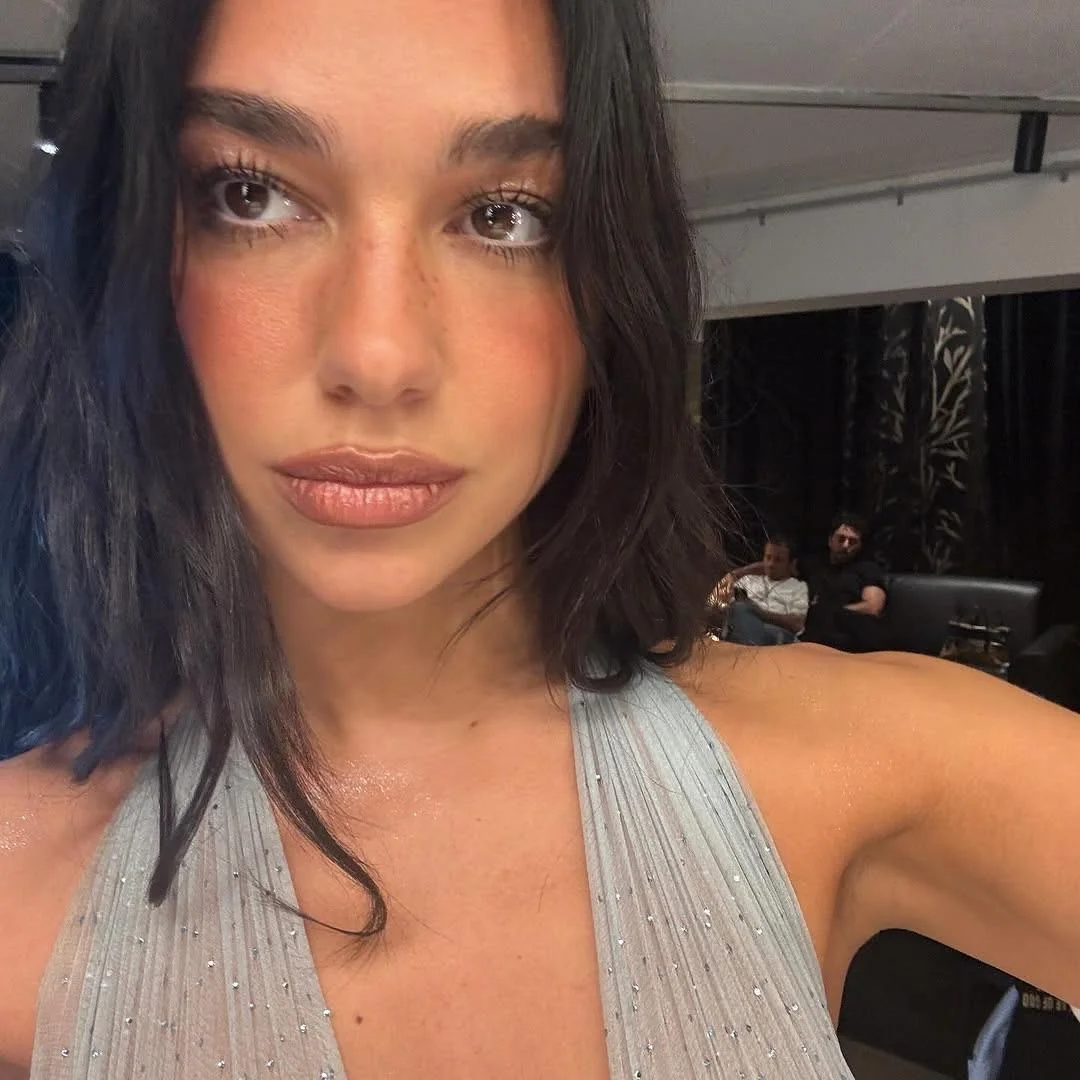 Dua Lipa picture 2 of 5