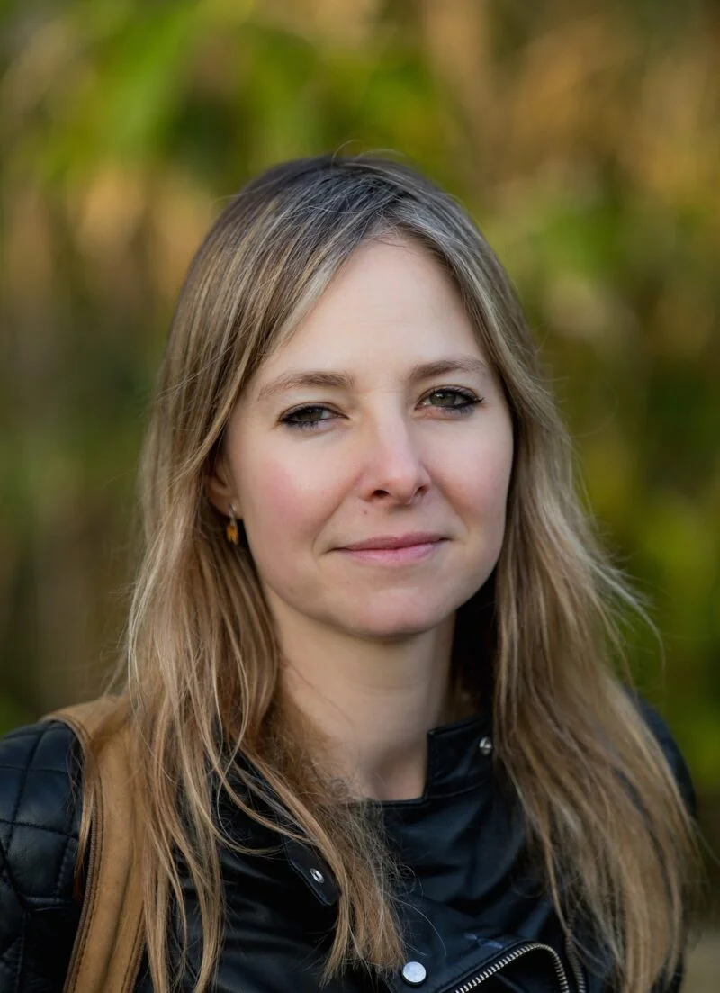 Alice Roberts picture 1 of 2