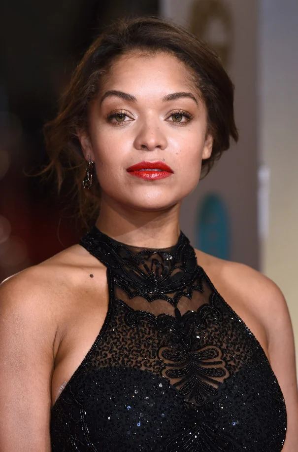 Antonia Thomas picture 4 of 4