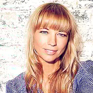 Sara Cox'