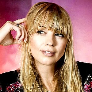 Sara Cox'