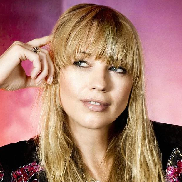 Sara Cox picture 1 of 1