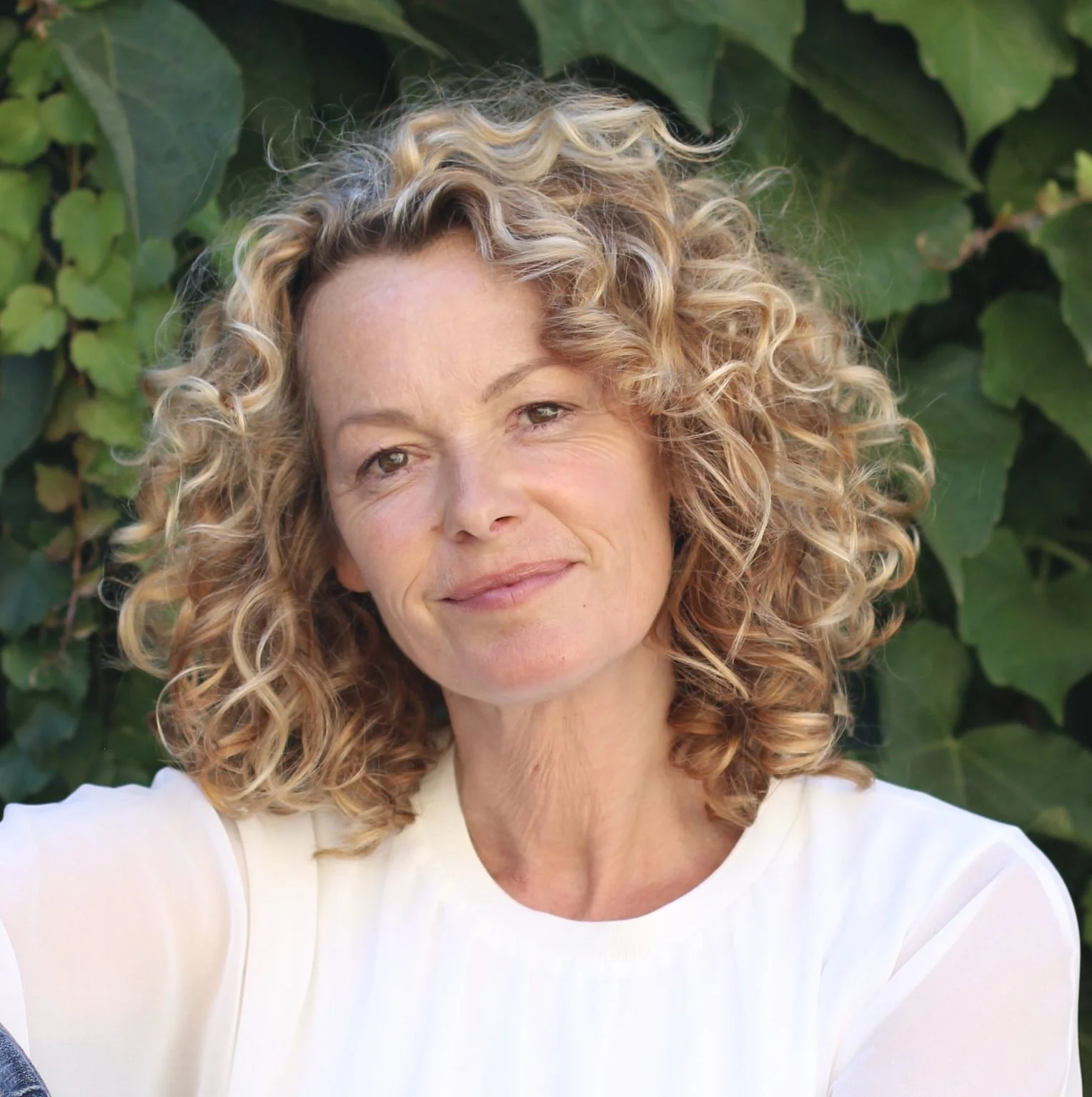 Kate Humble picture 1 of 3