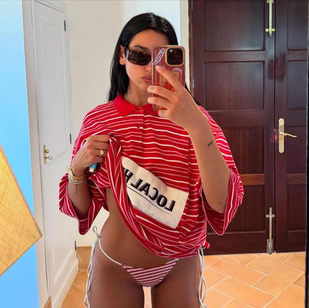 Dua Lipa picture 9 of 10
