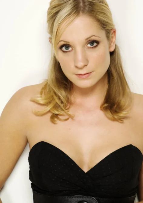 Joanne Froggatt picture 2 of 4