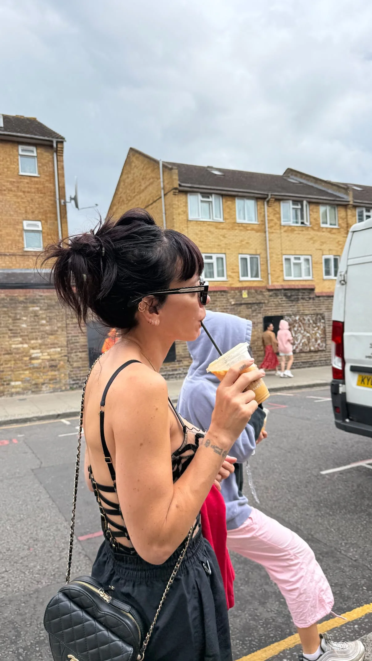 Lily Allen picture 5 of 8