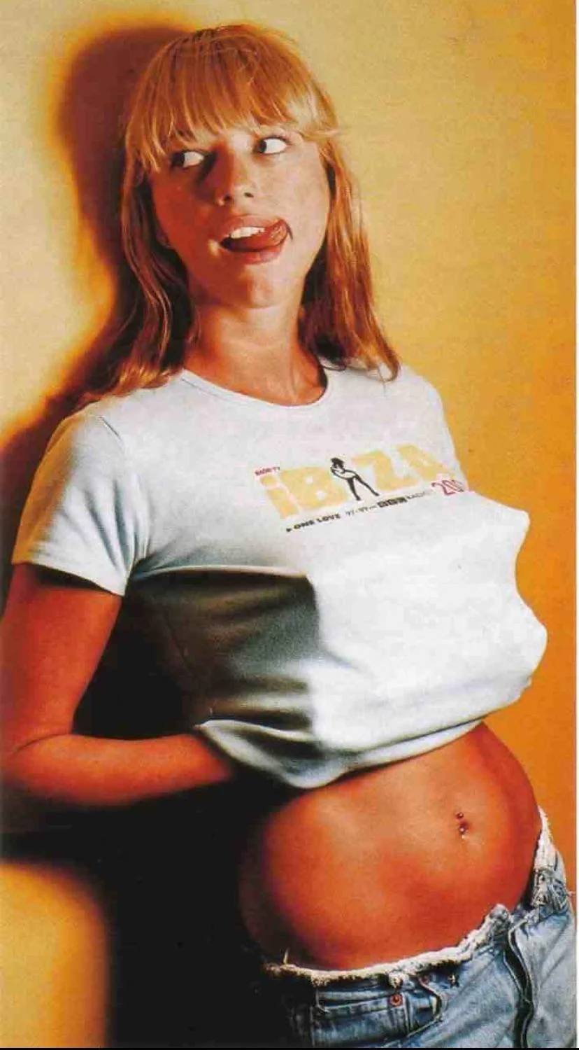 Sara cox picture 2 of 3
