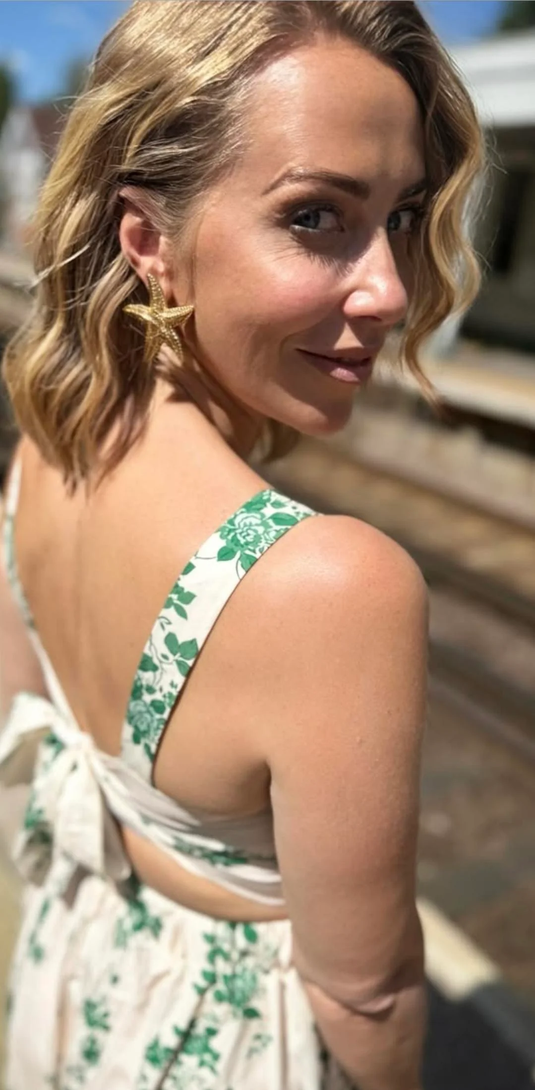 Laura hamilton picture 7 of 13