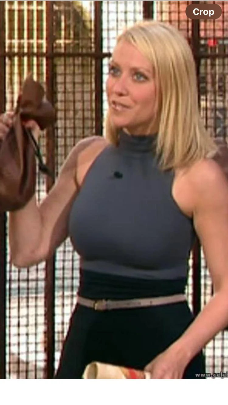 Laura Hamilton picture 1 of 1