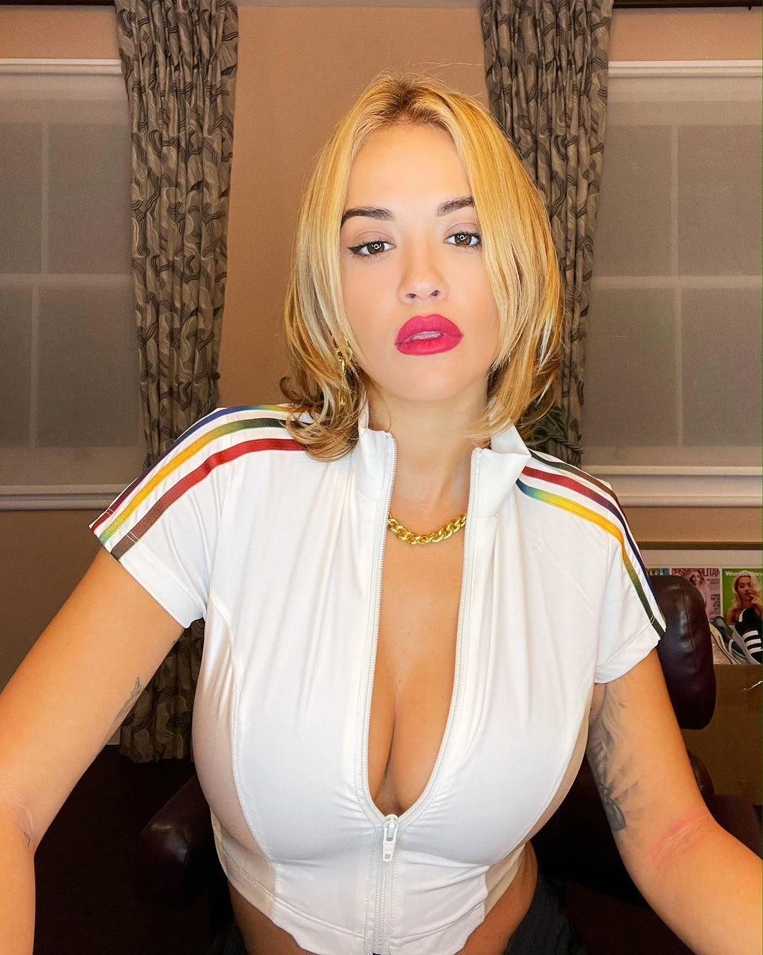 Rita Ora picture 1 of 1