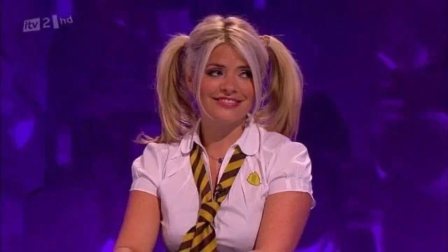 Can’t get enough of Holly Willoughby picture 8 of 10