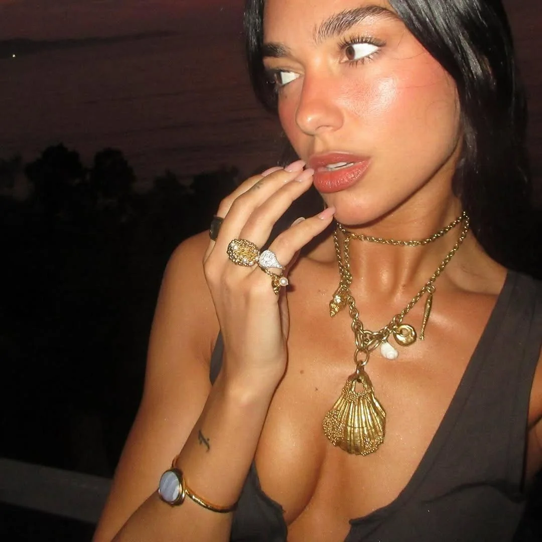 Dua Lipa picture 5 of 5