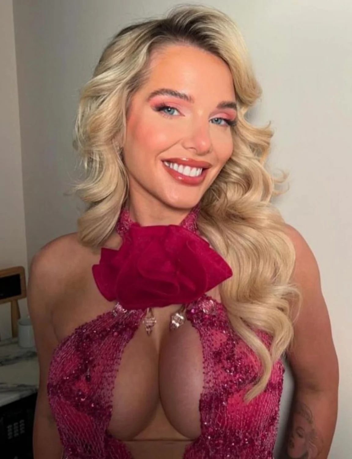 Helen Flanagan picture 3 of 3